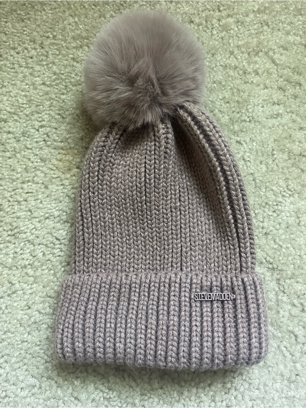 Steve Madden mauve Knit Pom Beanie